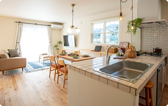 ●●様邸お互いの距離感を大切にした二世帯住宅