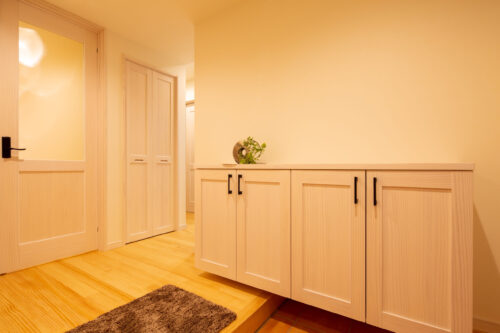 松本市で注文住宅を検討中の方へ！玄関の間取りはどう決める？