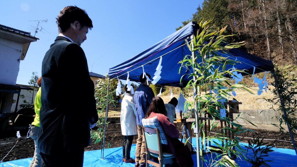 塩尻市北小野で新築のお客様の地鎮祭です