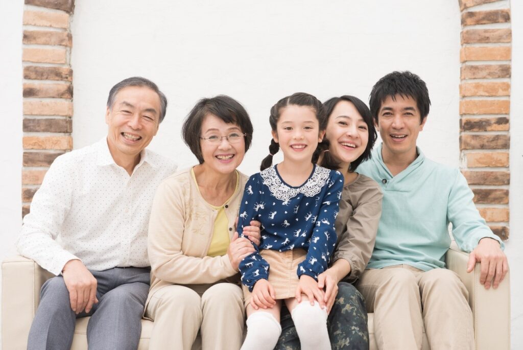 建ててから気付いても遅い？二世帯住宅のメリットとデメリットを解説します！